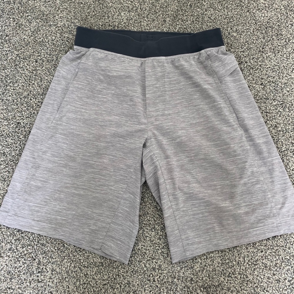 Medium LuLuLemon Core Short